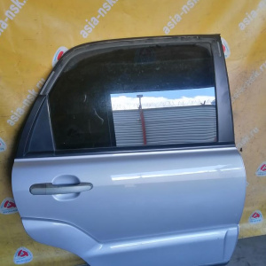 Дверь боковая Kia Sportage KM/JE/FQ '2004-2010 зад, прав в сборе, с накладкой