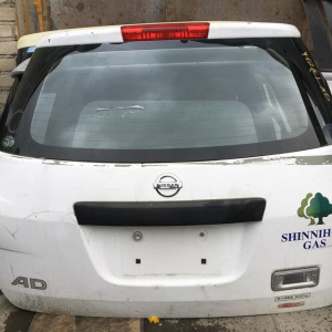 Дверь задняя NISSAN AD Y12 без метлы