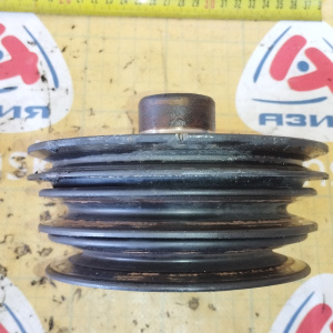 Шкив коленвала Toyota 7K Lite Ace Noah/Town Ace Noah KR42 1+1+1 руч. 13408-13010