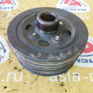 Шкив коленвала Toyota 7K Lite Ace Noah/Town Ace Noah KR42 1+1+1 руч. 13408-13010