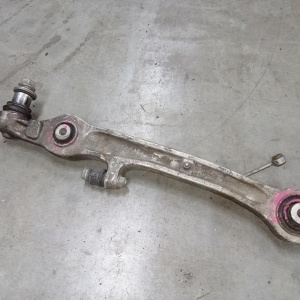 Рычаг Audi A6 C6/4F2 F н L=R прямой спереди (дефект сайлентблоков)
