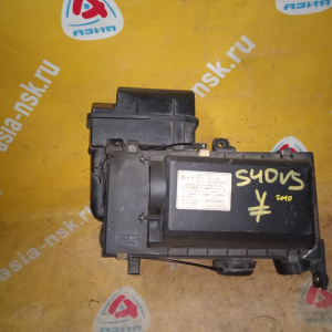 Корпус воздушного фильтра Volvo S40/V40 VS/VW B4204S2 30887040 '2000-2004