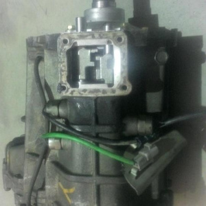 Раздатка TOYOTA 5VZ VZN185 a/t корпус 270мм.(длинная) ( рычаг на раздатке ) 23 зуба на валу БЕЗ АКТУАТАРА ПРОДАЖА