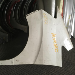 Крыло TOYOTA Alphard MNH10 '2002-2005 перед, лев под обвес