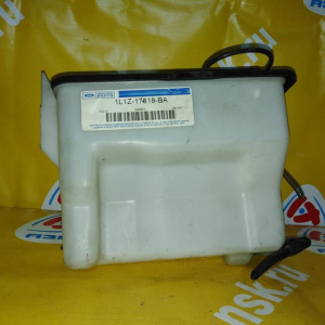 Бачок омывателя Ford Expedition UN93/UN173 +1 насос 2 выхода+датчик 1L1U-17B613-BC '1997-2002