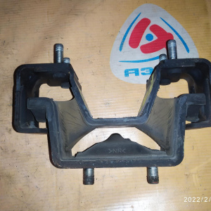 Подушка двигателя Suzuki J20A/M15A/M16A SX4 YA41S/YB41S/YC11S зад 4WD R
