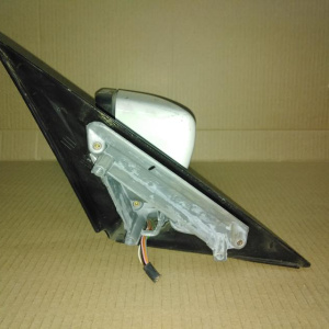 Зеркало BMW 3-Series E46 лев Sedan 9k USA (дефект полотна, обрезана фишка) '1998-2005