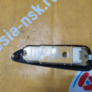 Пульт стеклоподъемника TOYOTA Alphard MNH10 84040-58010
