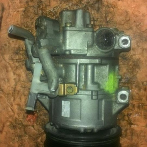 Компрессор кондиционера TOYOTA 1ZZ WISH ZNE10 пластик. шкив 447220-9919