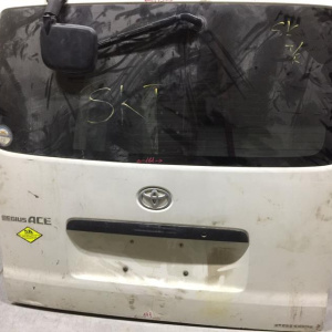 Дверь задняя TOYOTA Hiace KDH200 высокая крыша,метла