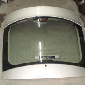 Дверь задняя TOYOTA Avensis AZT250 Хэтчбек