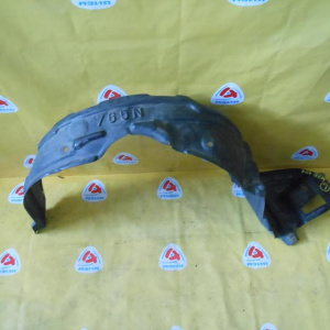 Подкрылок Toyota Allex/Corolla Runx ZZE120/NZE121 '2002-2004 перед, лев