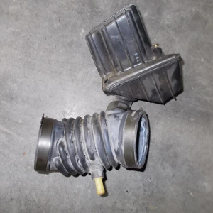 Гофра впускного коллектора Mazda LF/L3 3/Axela BK резиновая LF5013221 ( 1=2=3=4 )