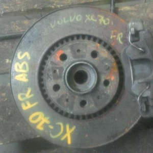 Ступица Volvo RS/TS/XY/SW/SZ S60/S80/V70/V70XC/XC70 '2000-2006 перед, прав ABS в сборе