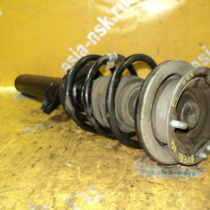 Стойка BMW E84 X1 N46N/N46B20BD перед, лев 31316851333