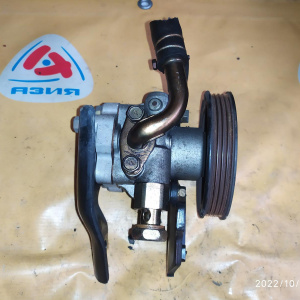 Гидроусилитель Nissan SR20 Avenir W11/M12/N30 шкив на гайке 49110-WA200/-5V000