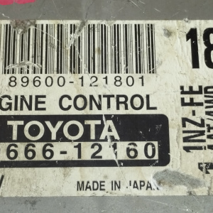 Компьютер ДВС Toyota Corolla Fielder 1NZ-FE NZE124 4WD разъёмы компьютера в 2 ряда