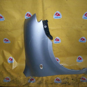 Крыло TOYOTA Sienta NCP80 '2003-2006 перед, прав (с отверстием)