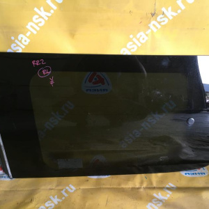 Стекло собачатника HONDA Elysion RR2 зад, лев