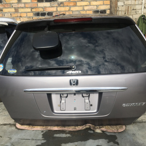 Дверь задняя HONDA Odyssey RA6 (спойлер) с зеркалом (в сборе)