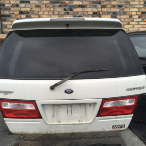 Дверь задняя NISSAN Presage U30 (спойлер)