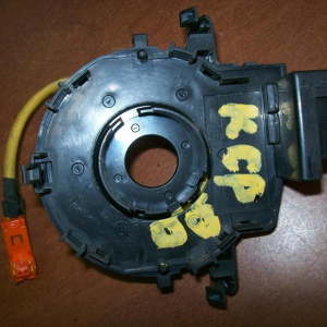 Шлейф подрулевой TOYOTA KSP90 Vitz