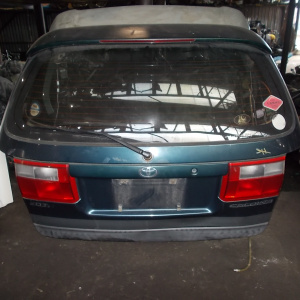 Дверь задняя TOYOTA Caldina ST190 '1994 супер (спойлер) вст.21-22