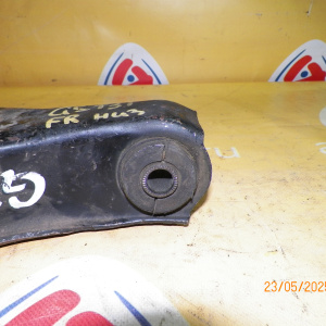 Рычаг TOYOTA GS130/JZS130LS130/MS130/MS132/YS130/YS132/GS141/JZS140/JZS143 перед, прав н Поперечный под пружину. С шаровой.