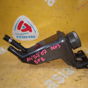 Бачок гидроусилителя Audi A4 B6/8E2/8E5/B7/8EC/8ED '2000-