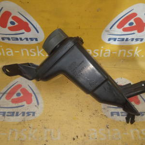 Бачок гидроусилителя Audi A4 B6/8E2/8E5/B7/8EC/8ED '2000-
