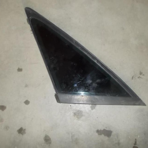 Форточка кузова Audi A6 C6/4F2 '2005 седан зад, лев