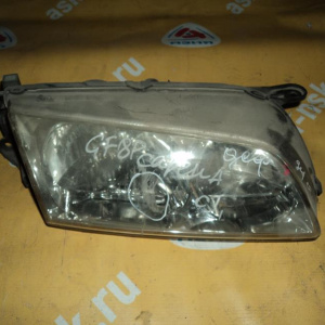 Фара Mazda прав Capella GWEW '2001 хром.деф.стекла
