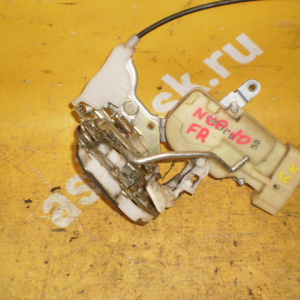 Замок двери Toyota NCP10 Vitz/Platz 5 door перед, прав