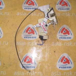 Замок двери Toyota NCP10 Vitz/Platz 5 door (6 контактов) перед, прав 69310-52050