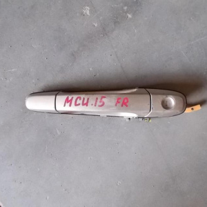 Ручка двери TOYOTA Harrier MCU15 перед, прав