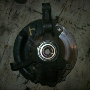 Ступица TOYOTA ACR30/ACR30W Estima перед, лев ABS без суппорта