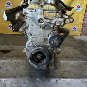 Двигатель NISSAN HR15-033496 передний привод