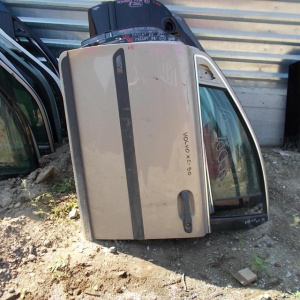 Дверь боковая Volvo XC90 CZ/CT '2002-2014 перед, лев в сборе (дефект)