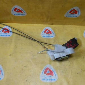 Замок двери Subaru SG5 Forester перед, прав