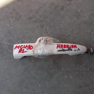 Ручка двери TOYOTA Harrier MCU30 зад, лев