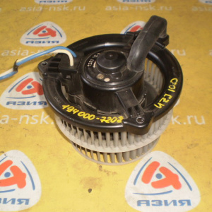 Моторчик печки TOYOTA UZJ100 Land Cruiser 194000-7202