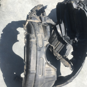 Подкрылок TOYOTA Succeed NCP50 перед, лев 53876-52080