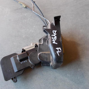 Замок двери Mazda DY3W Demio перед, лев