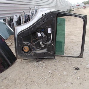 Дверь боковая Volkswagen Touareg 7LA/7L6 '2004 зад, лев (дефект) 7L0833055M