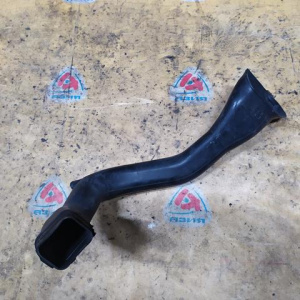 Воздухозаборник Toyota Harrier GSU30 17751-31170