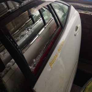 Дверь боковая TOYOTA Allion NZT240 зад, лев Дефект (цена за голое железо)