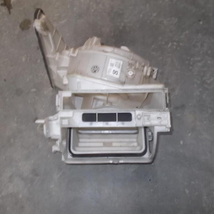 Печка TOYOTA ZRE152 Auris (корпус моторчика)