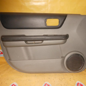 Обшивка двери Nissan X-Trail NT30 перед, лев