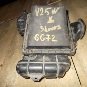 Корпус воздушного фильтра MITSUBISHI V25W 6G72 Pajero (3door)