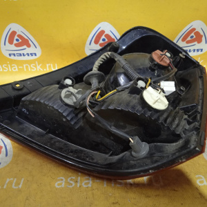 Стоп Kia Sorento BL/FY '2004 L USA (трещины на стекле, скол на корпусе) 924013E030